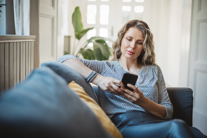 the relationship between social media and mental health